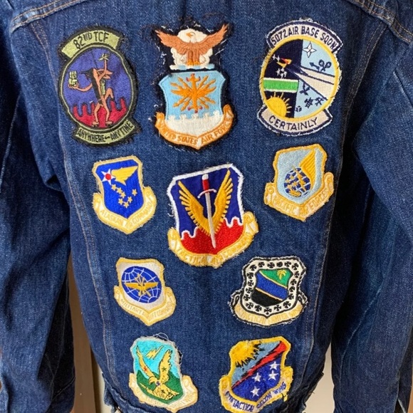 Jean jacket - Picture 4 of 11